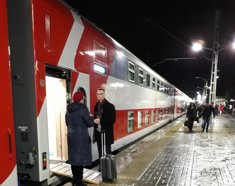 Venäjällä on peruutettu yhteensä 34 junavuoroa, muun muassa yöjuna Petroskoista Pietariin. Vuoro on peruutettu 23.3 — 29.4.2020 väliseksi ajaksi. Kuva: Marina Petrova