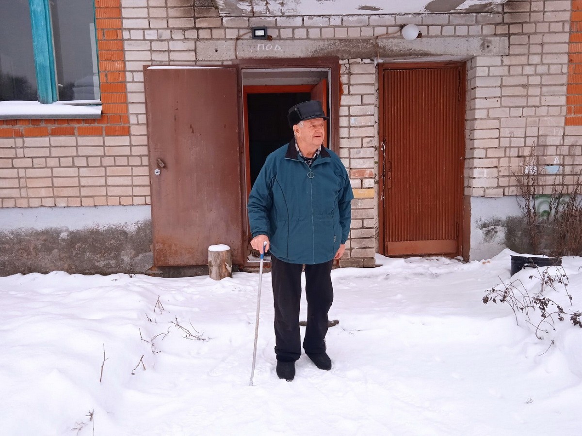 Viktor Ivanovič Sumkin eläy tänä talven Vieljärven yhteiskois, ainos on rahvahien keskes. Kuva: Alina Gapejeva