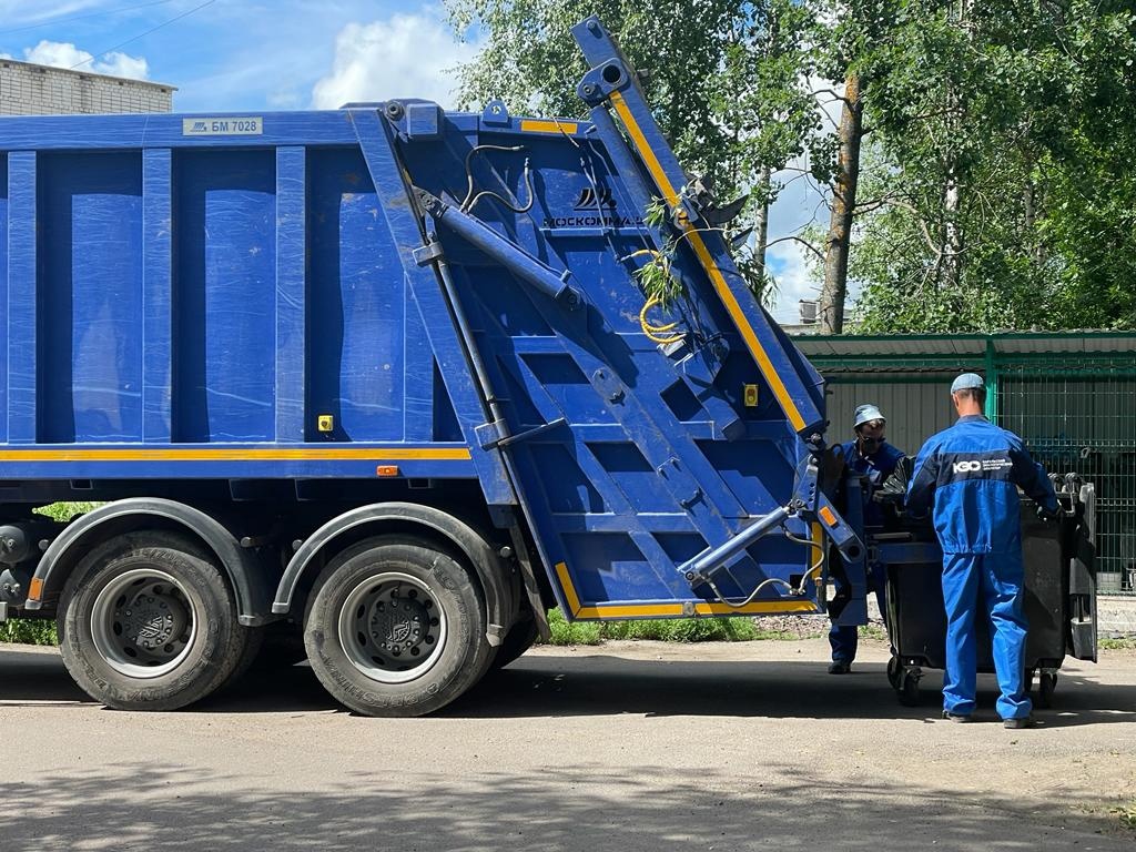 Uuden jätehuoltojärjestelmän tavoitteena on vähentää kaatopaikalle vietävien jätteiden kuljetusmääriä ja ympäristövaikutuksia. Kuva: Karjalan ekologisen operaattorin VKontakte-sivu