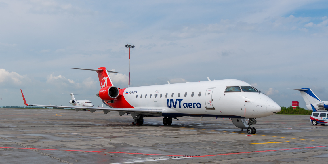 Vuorot lennetään 50-paikkaisella Bombardier-lentokoneella. Kuva: UVT Aero -lentoyhtiön kotisivu