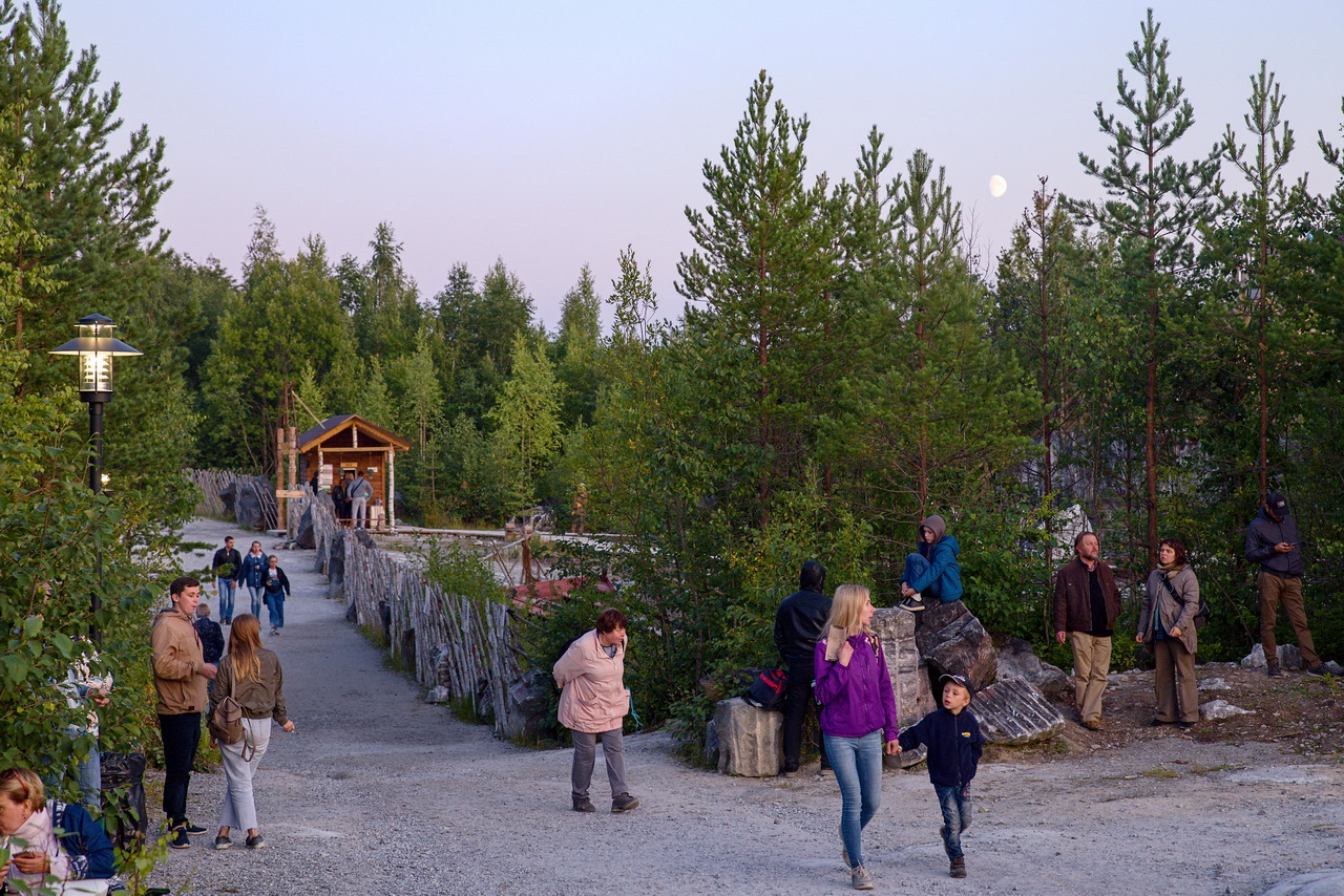 Sortavalan piirissä sijaitseva Ruskealan marmoripuisto houkuttelee aina paljon matkailijoita ympäri vuoden. Kuva: Ruskealan marmoripuiston VKontakte-sivu
