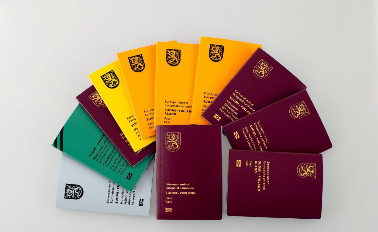 Внешний вид обложек финских паспортов станет более минималистичным. Фото: Полиция Финляндии