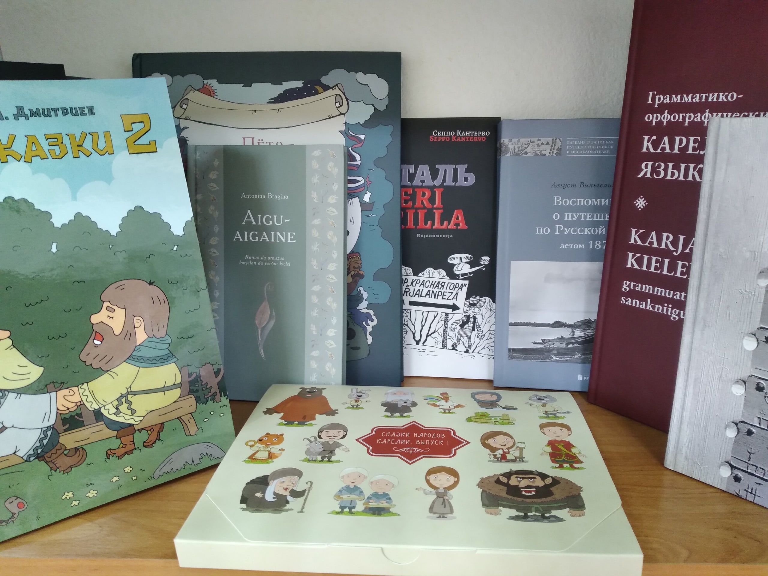 Periodika-kustantamo julkaisi viime vuonna 15 kirjaa, jotka on tarkoitettu niin pikkulapsille (0+) ja nuorille (12+) kuin aikuisille. Kaikki ne esitellään kirjanäyttelyssä. Kuva: Anna Umberg