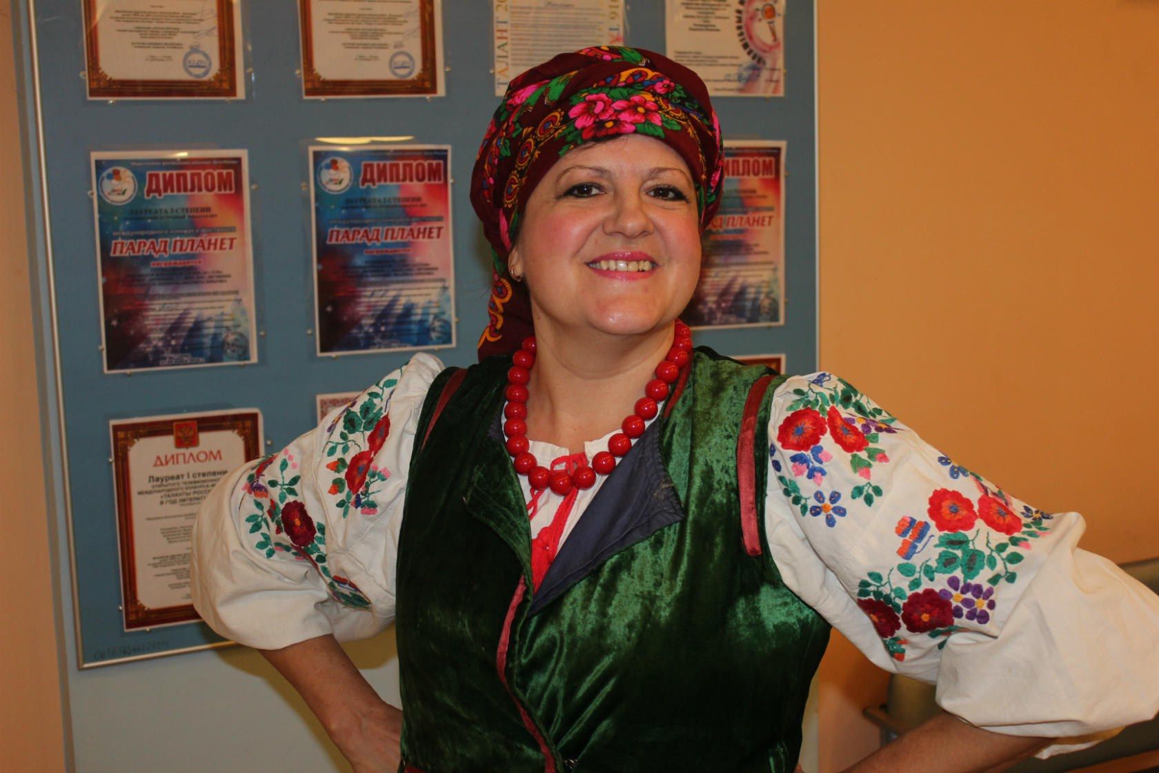 L’udmila Smirnova on ukrainalaini, ka mielelläh laulau karjalan kielellä. Kuva: L’udmila Smirnovan arhiivašta